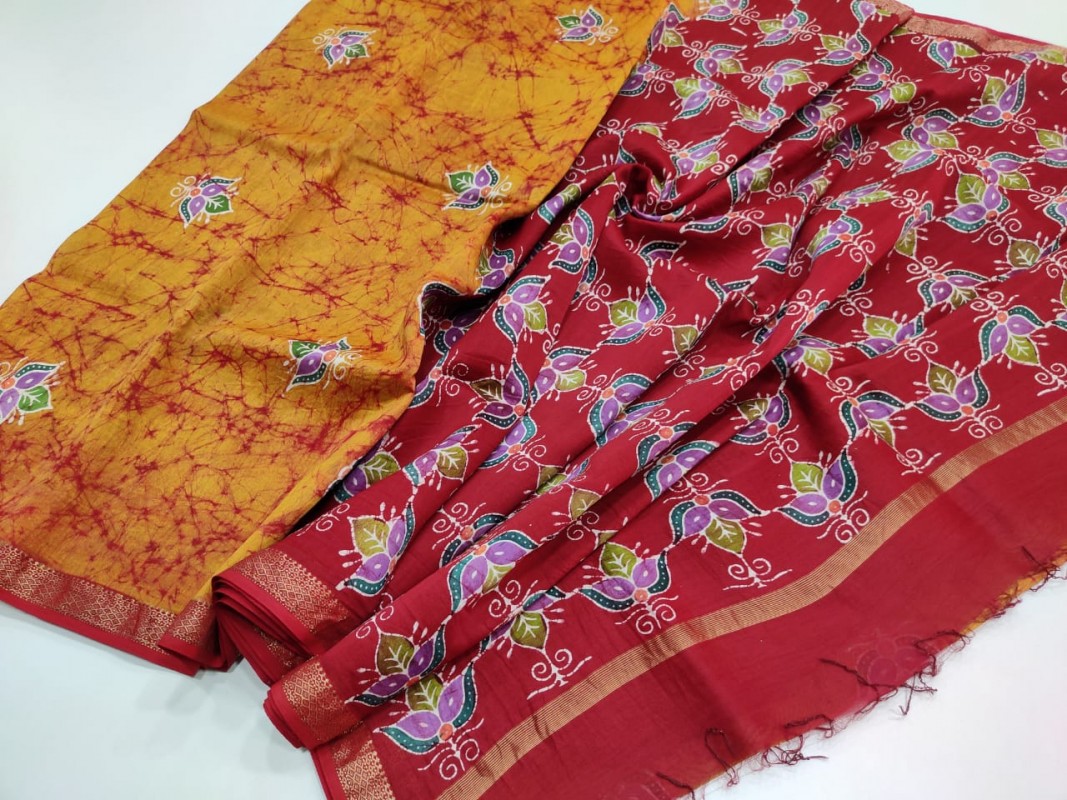 Maheshwari Yellow Colour Handwoven Indoasian Batik Handpainted Sarees with Zari Border