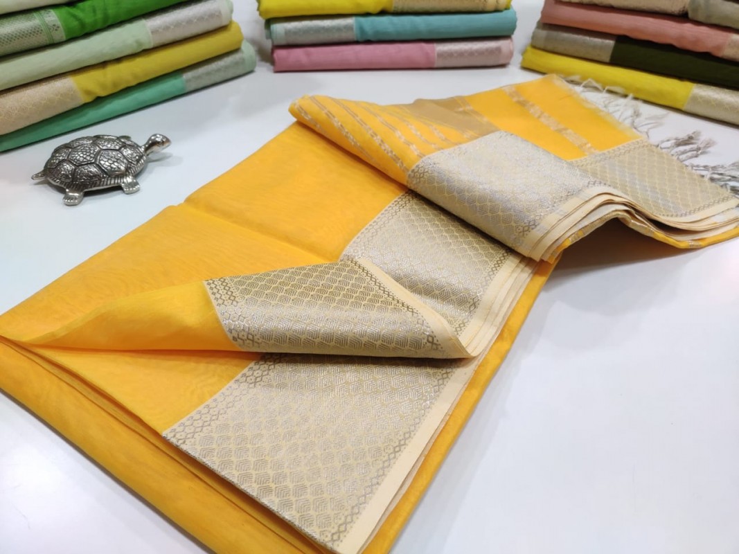 Maheshwari Yellow Silver Zari Plain Saree