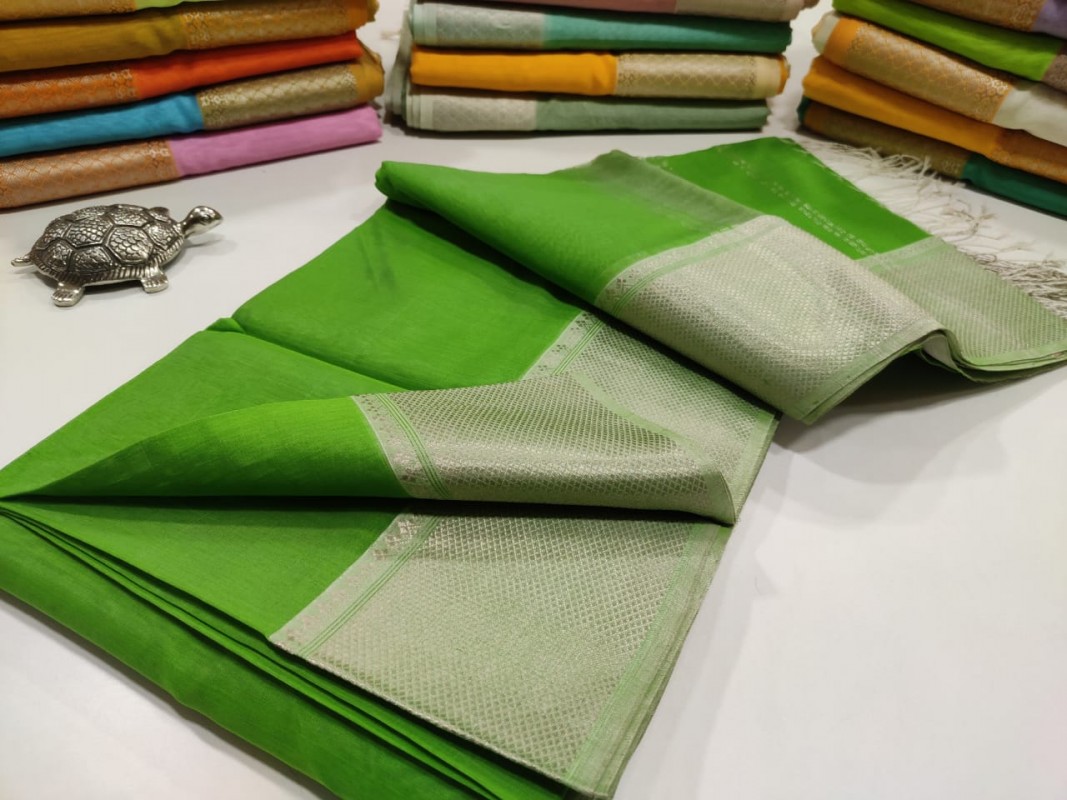 Maheshwari Green Silver Zari Plain Saree