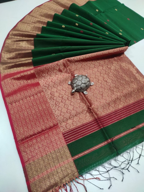 Maheshwari Green Zari Pallu weaving Sarees