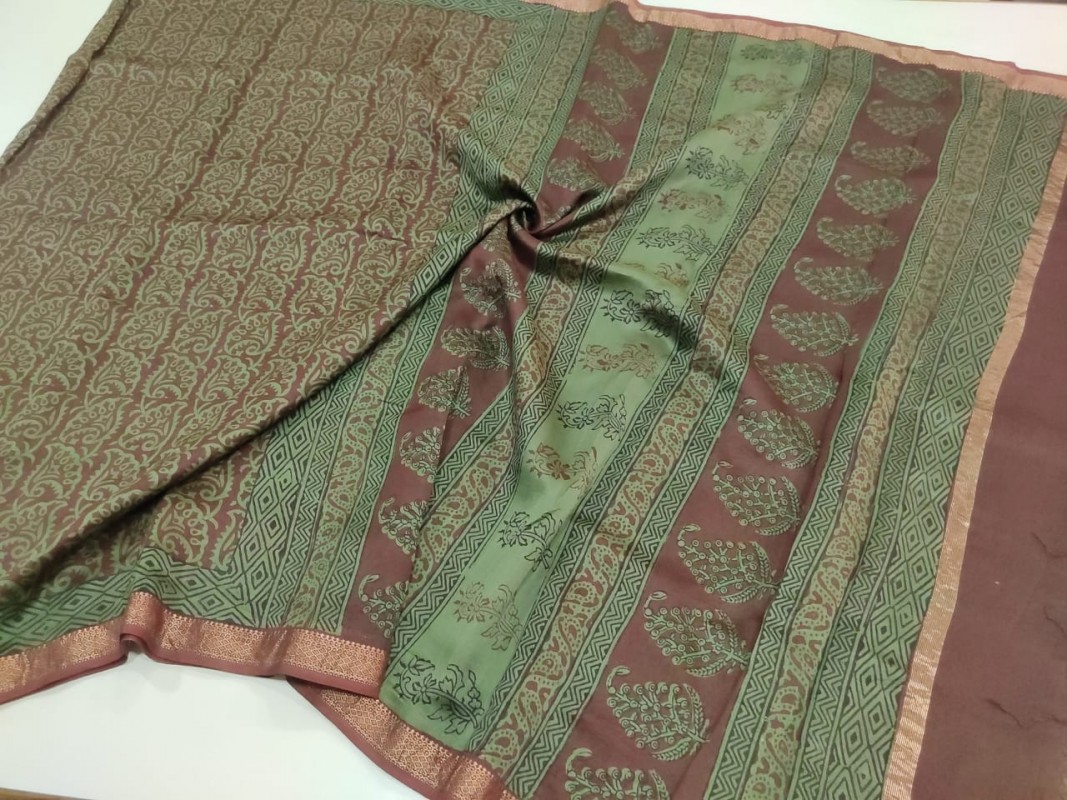 Maheshwari Red Bagh Print Saree