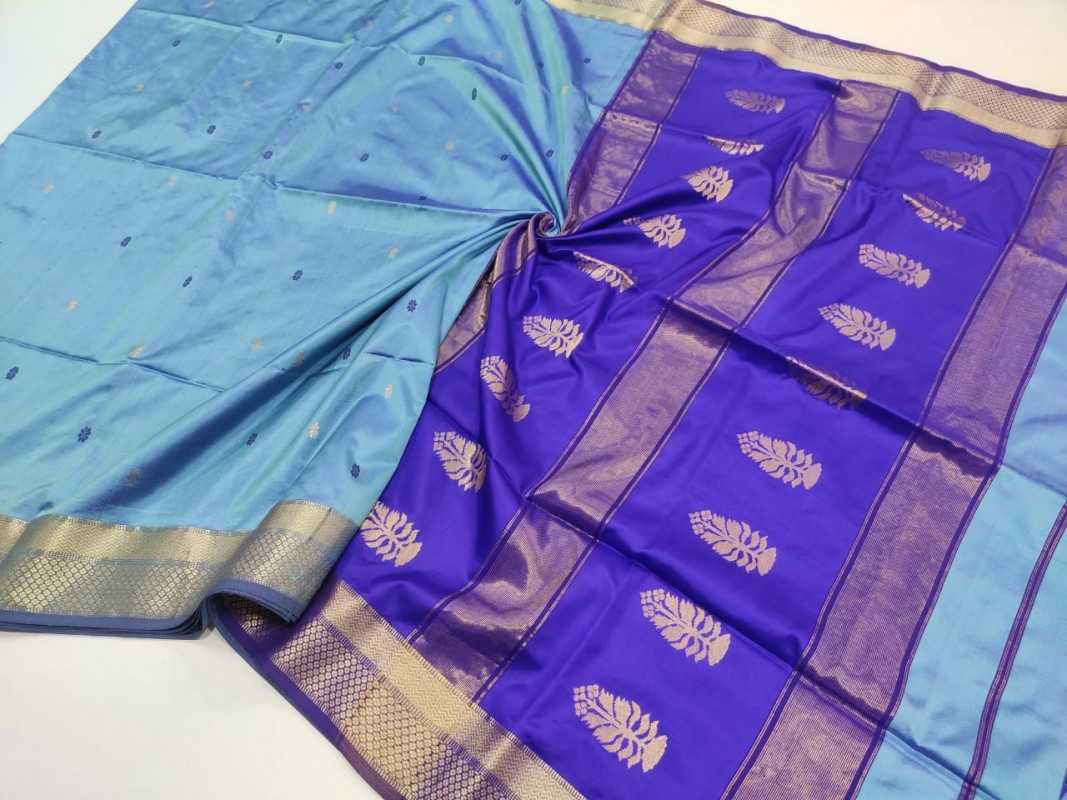 Maheshwari Blue Pure Silk Saree With Buta Buti Weaving