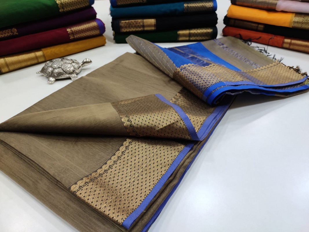 Maheshwari Tusser Grey Jari Skirt Border saree