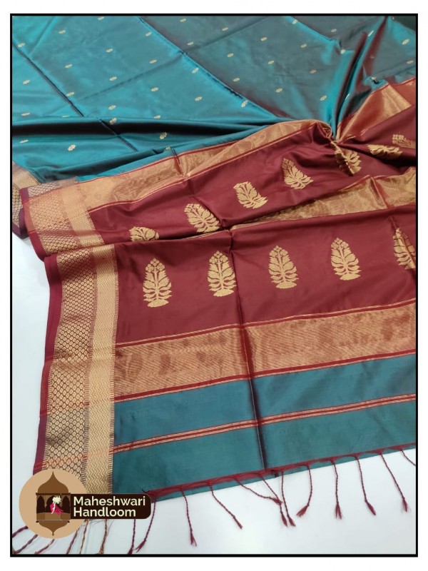 Maheshwari Rama Green Pure Silk Saree With Buta Buti Weaving